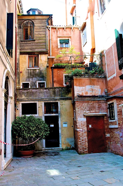 Venice Ghetto alley