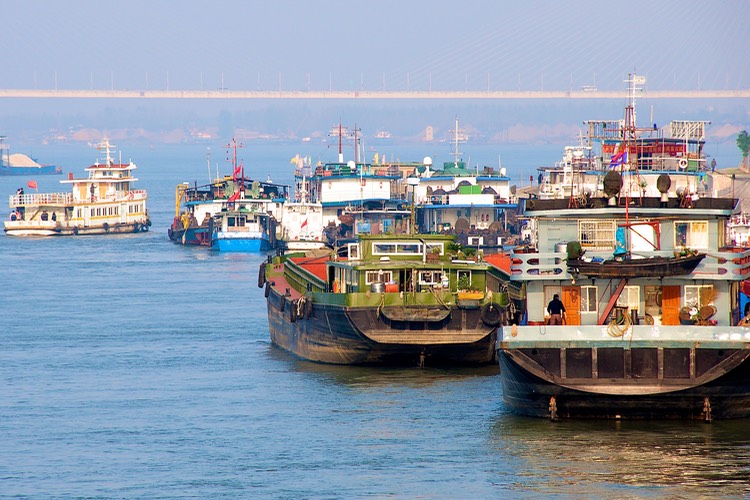 Yangtze dock